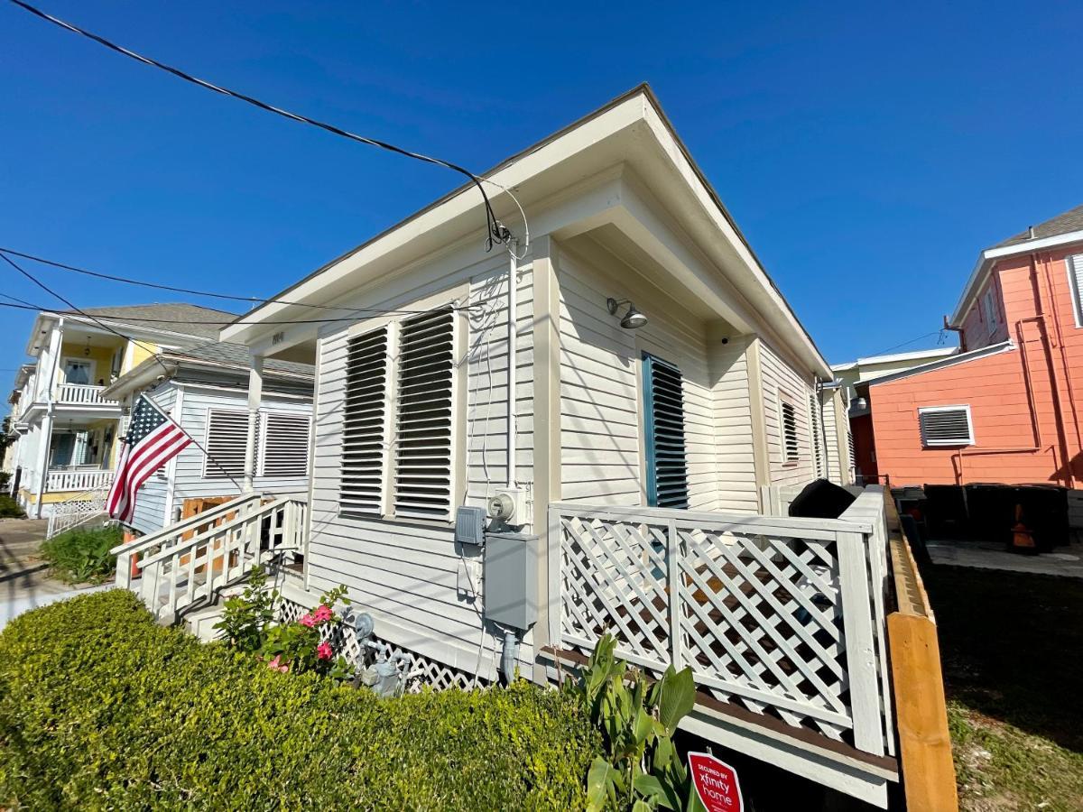 Surf Shack On 24Th Villa Galveston Exterior photo